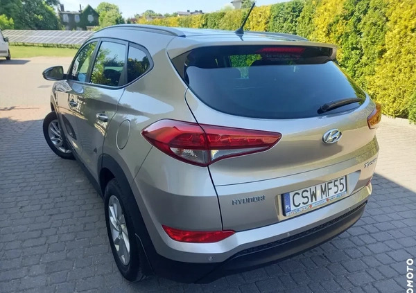 Hyundai Tucson cena 74900 przebieg: 86000, rok produkcji 2017 z Nowe małe 562